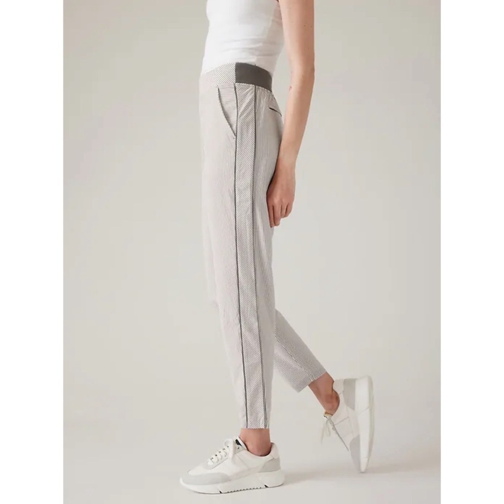 Athleta Brooklyn Ankle Comfy Athleisure Pants White and Grey Stripes 2